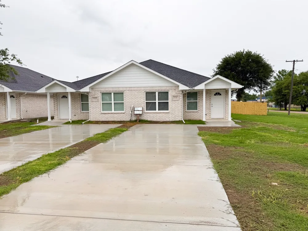 200 Dallas Street #114 Rice, TX 75155