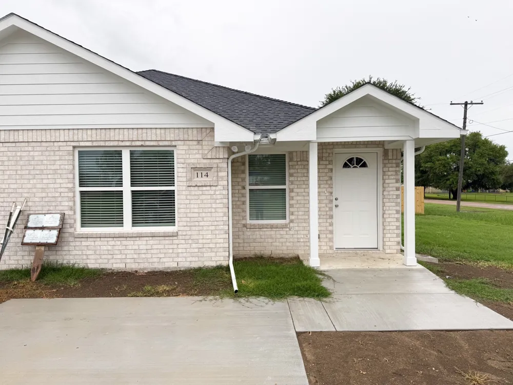 200 Dallas Street #114 Rice, TX 75155