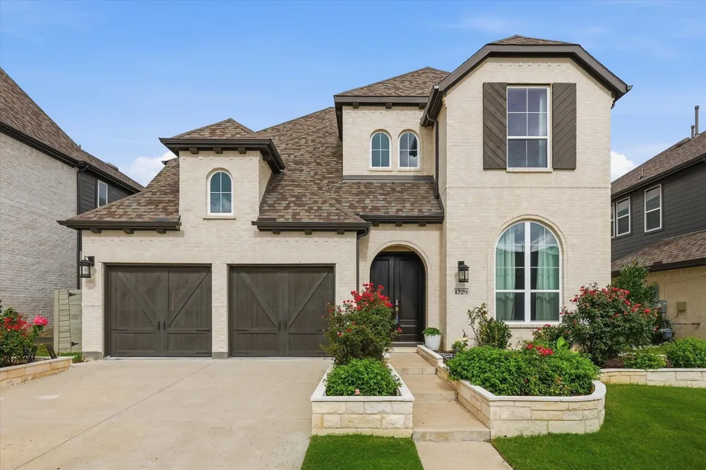 1729 Stepping Stone Trail Argyle, TX 76226