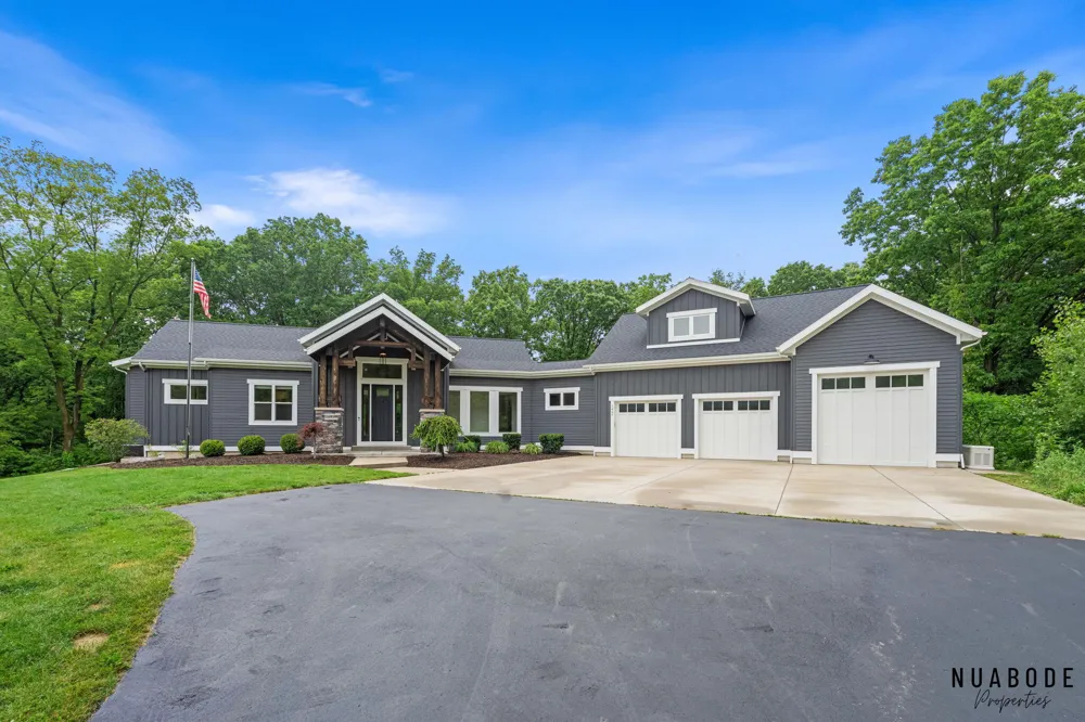 1497 10 Mile Road NE Comstock Park, MI 49321