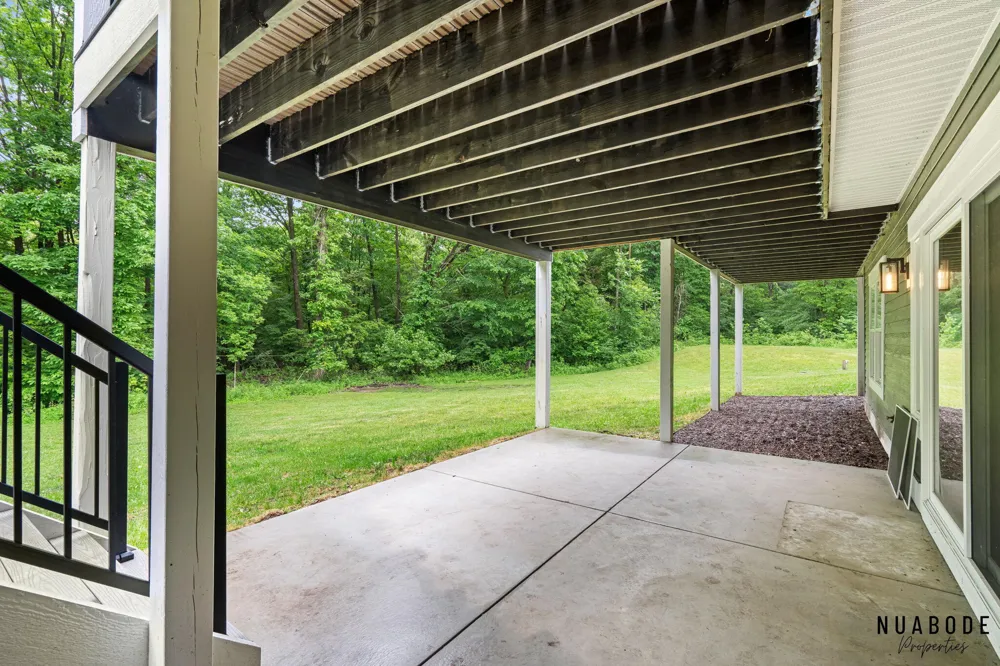 1497 10 Mile Road NE Comstock Park, MI 49321