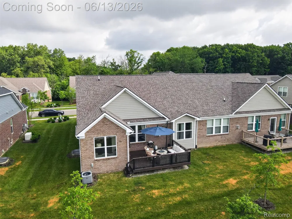 48827 Windfall Road Novi City, MI 48374