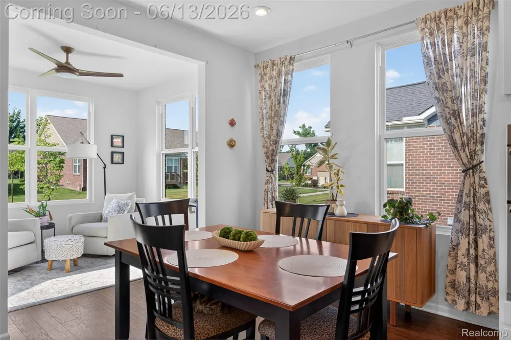 48827 Windfall Road Novi City, MI 48374