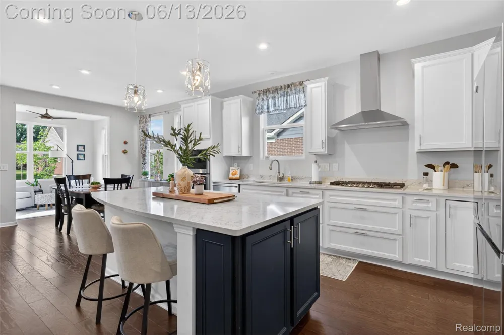 48827 Windfall Road Novi City, MI 48374