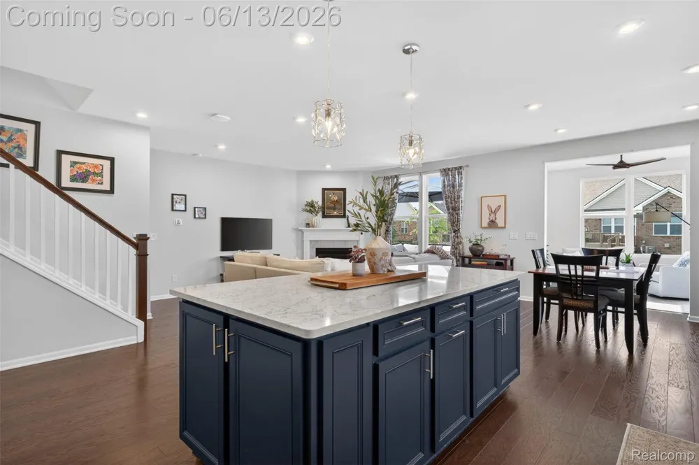 48827 Windfall Road Novi City, MI 48374