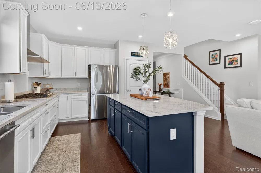 48827 Windfall Road Novi City, MI 48374