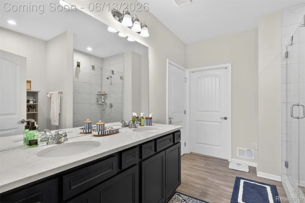 48827 Windfall Road Novi City, MI 48374