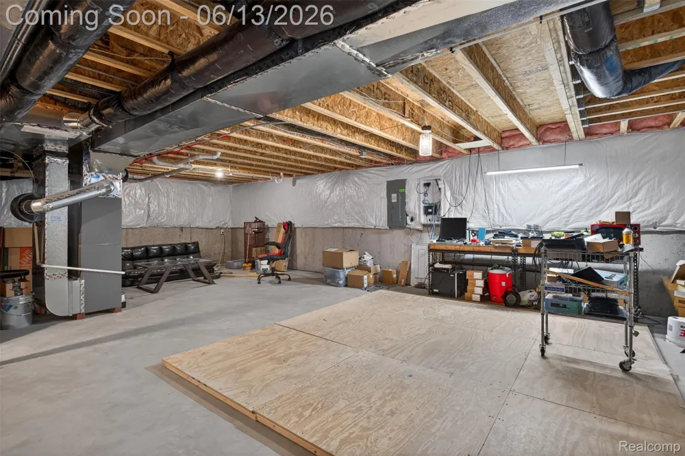 48827 Windfall Road Novi City, MI 48374