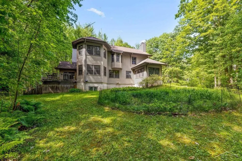 4455 Ehlers Road Larkin Charter Township, MI 48642