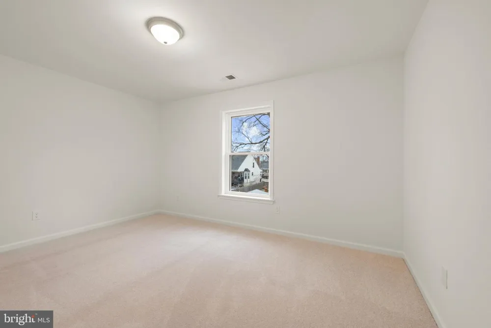 ELM AVENUE Bowie, MD 20715