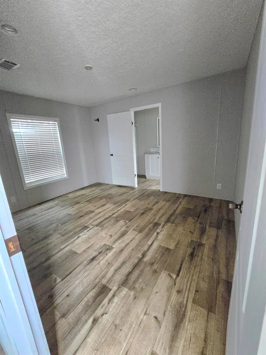 4649 NW 30th Street Okeechobee, FL 34972