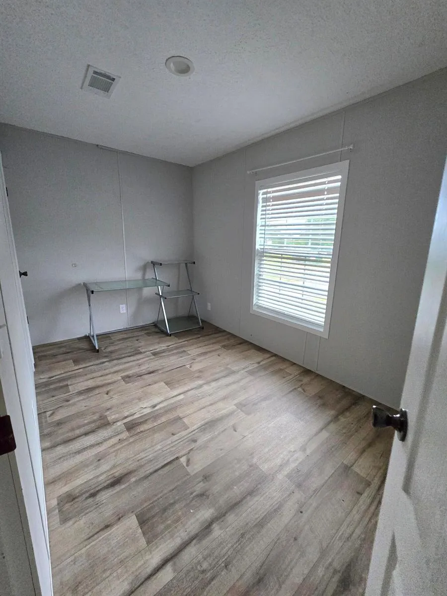 4649 NW 30th Street Okeechobee, FL 34972