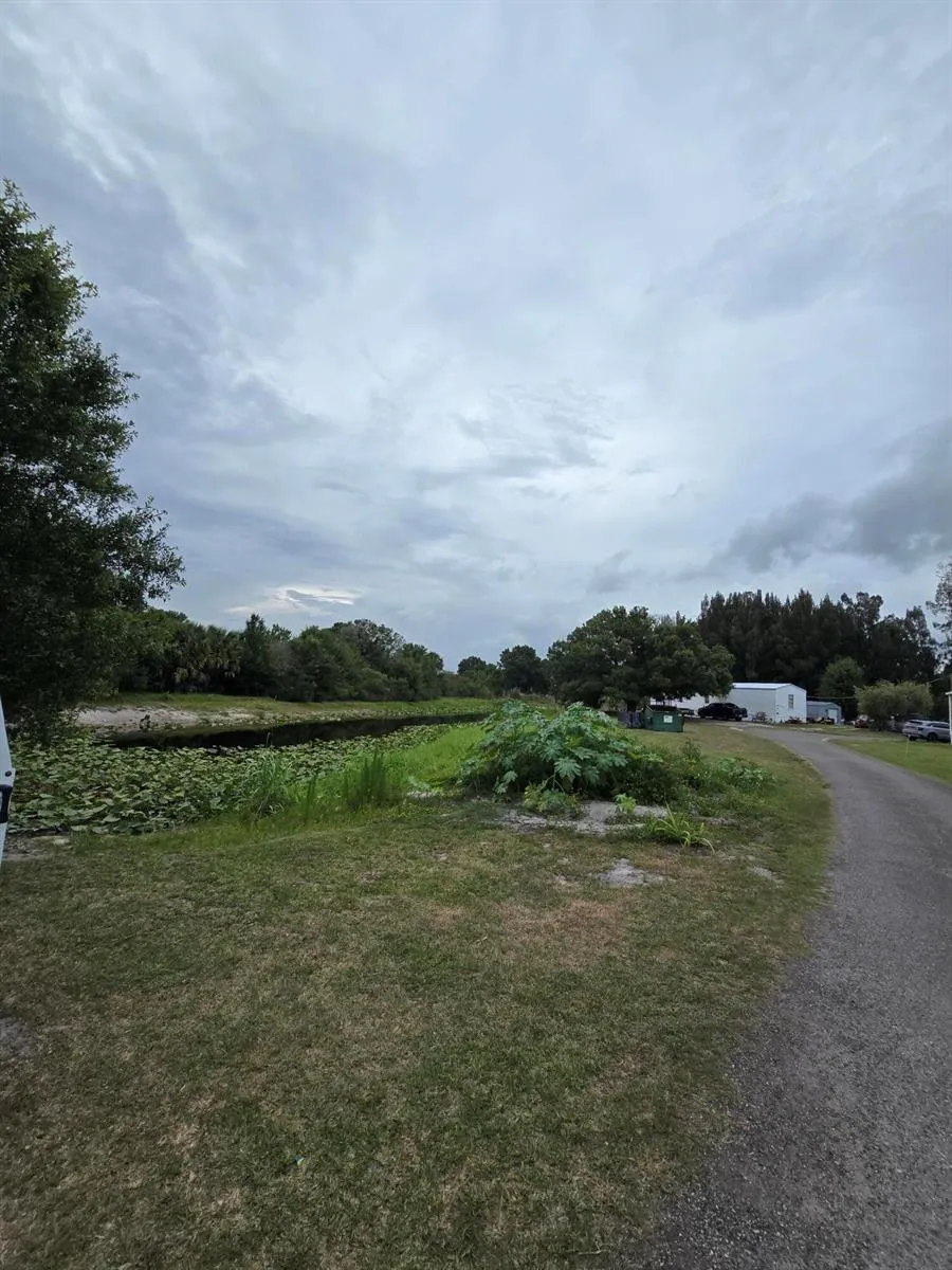 4649 NW 30th Street Okeechobee, FL 34972