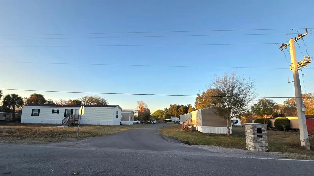 4649 NW 30th Street Okeechobee, FL 34972