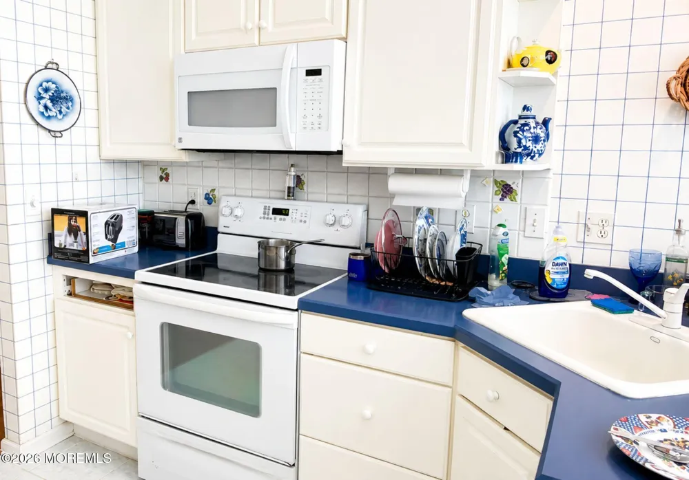17 Sweetwater Drive Little Egg Harbor, NJ 08087