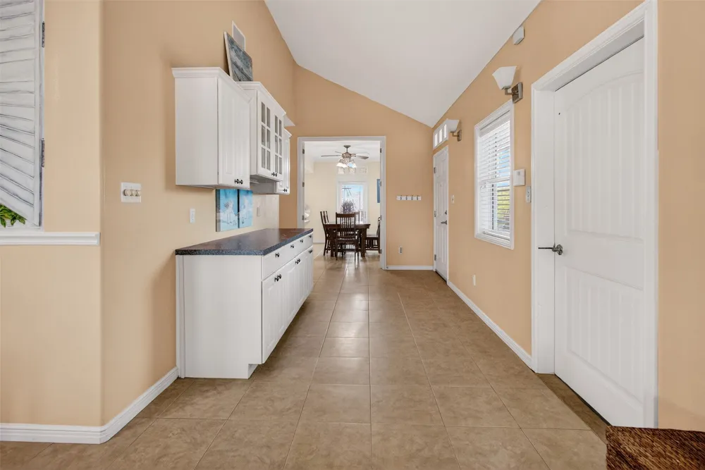 1035 Sea Secret Street Port Aransas, TX 78373