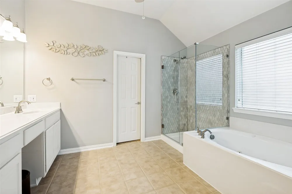 2641 Tradewinds Drive Little Elm, TX 75068