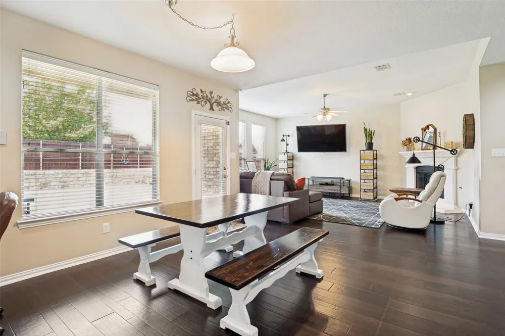 2641 Tradewinds Drive Little Elm, TX 75068