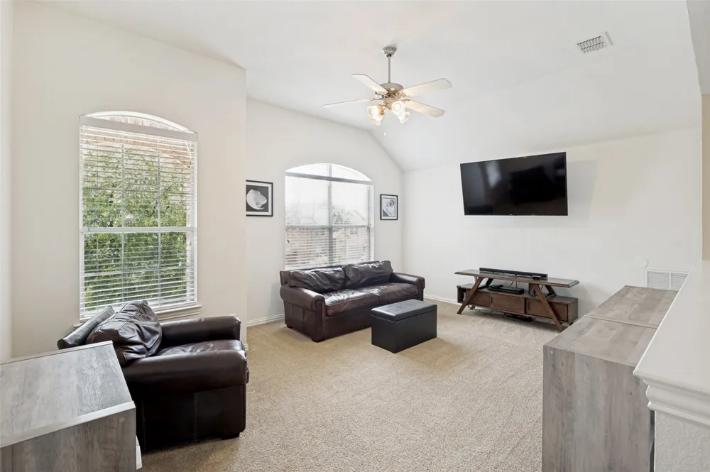 2641 Tradewinds Drive Little Elm, TX 75068