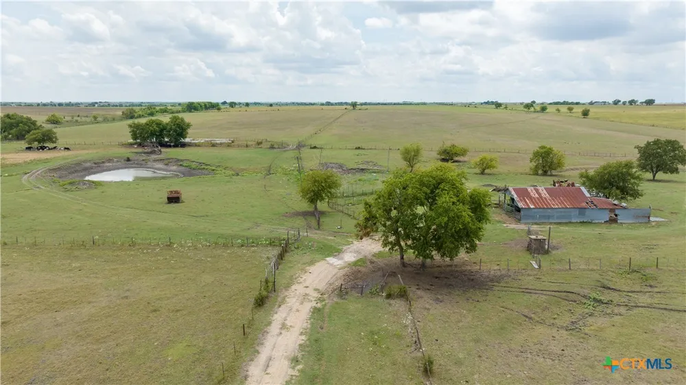 4775 Barnes Road Salado, TX 76571