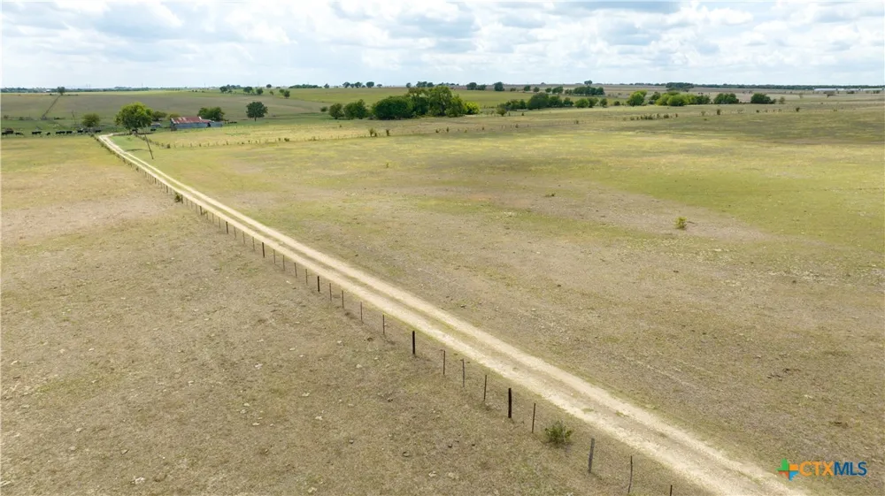 4775 Barnes Road Salado, TX 76571