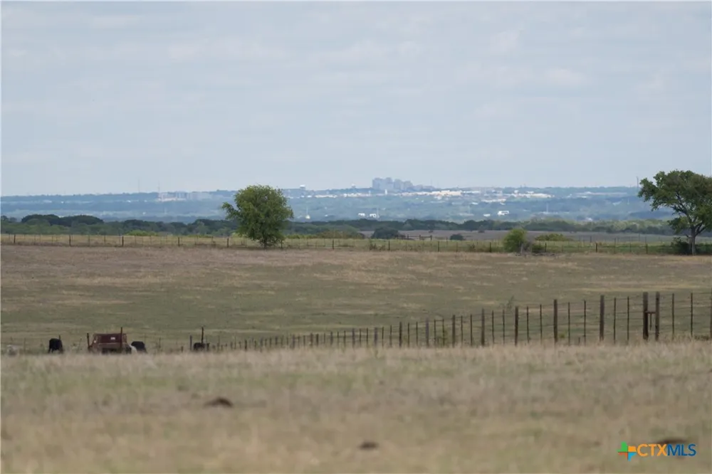 4775 Barnes Road Salado, TX 76571