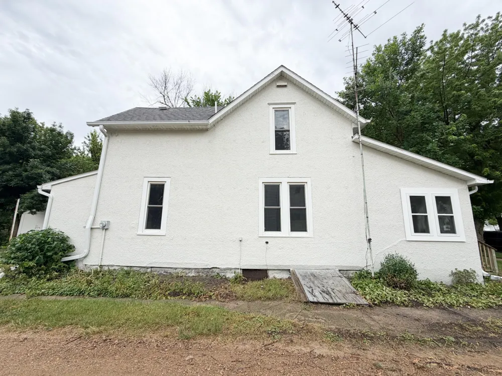 1304 3rd Avenue Worthington, MN 56187