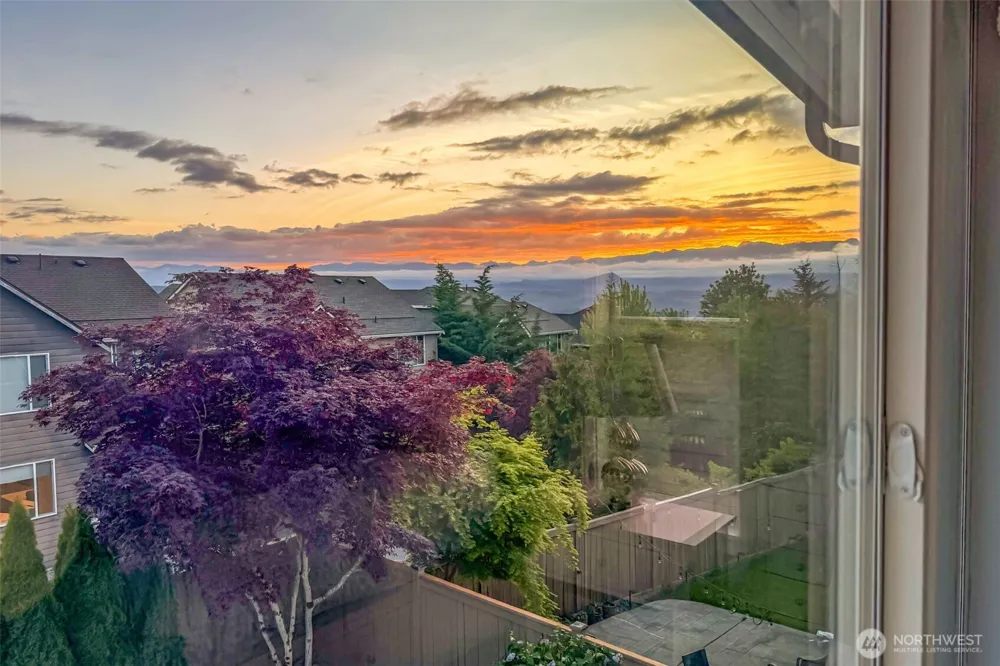 34227 SE Ash Street Snoqualmie, WA 98065