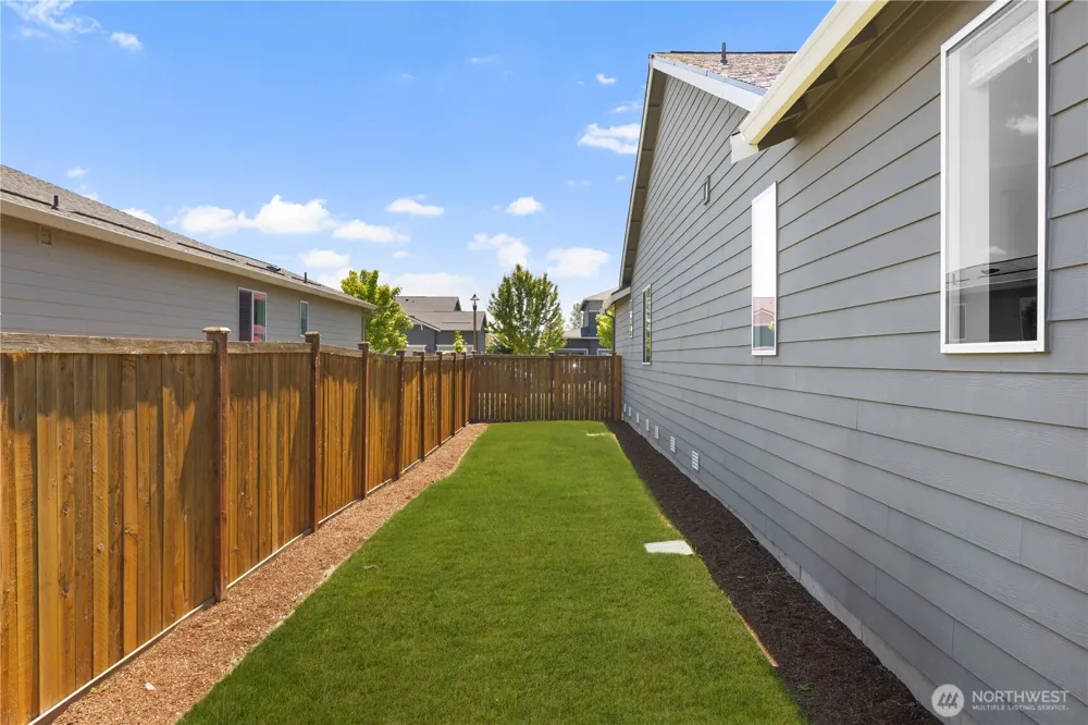 3569 Elmont Avenue Enumclaw, WA 98022