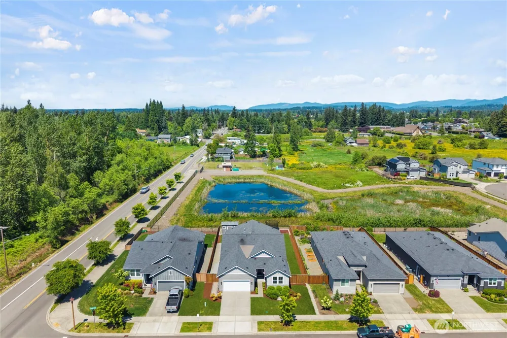 3569 Elmont Avenue Enumclaw, WA 98022