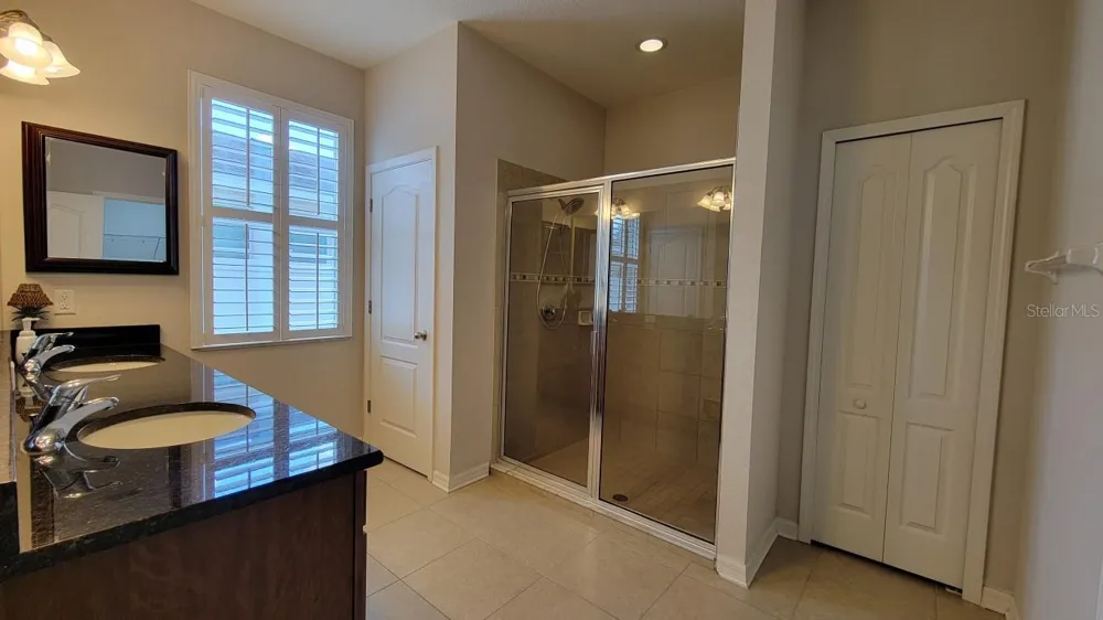 2229 VALTERRA VISTA WAY Valrico, FL 33594