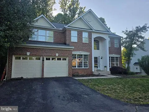 9201 GOLF COURT