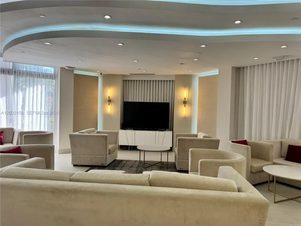 3610 Yacht Club Dr #312 Aventura, FL 33180
