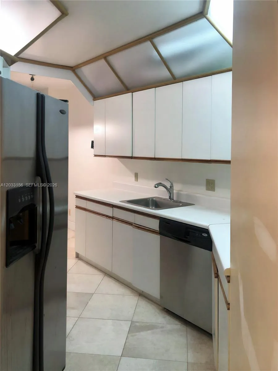 3610 Yacht Club Dr #312 Aventura, FL 33180