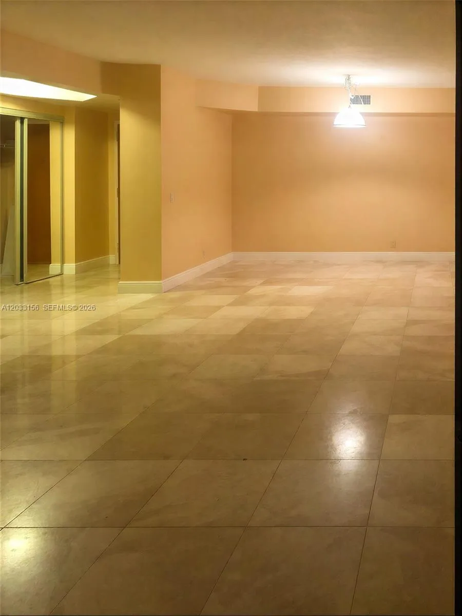 3610 Yacht Club Dr #312 Aventura, FL 33180
