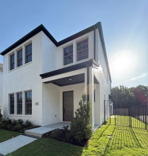 105 Magnolia Lane