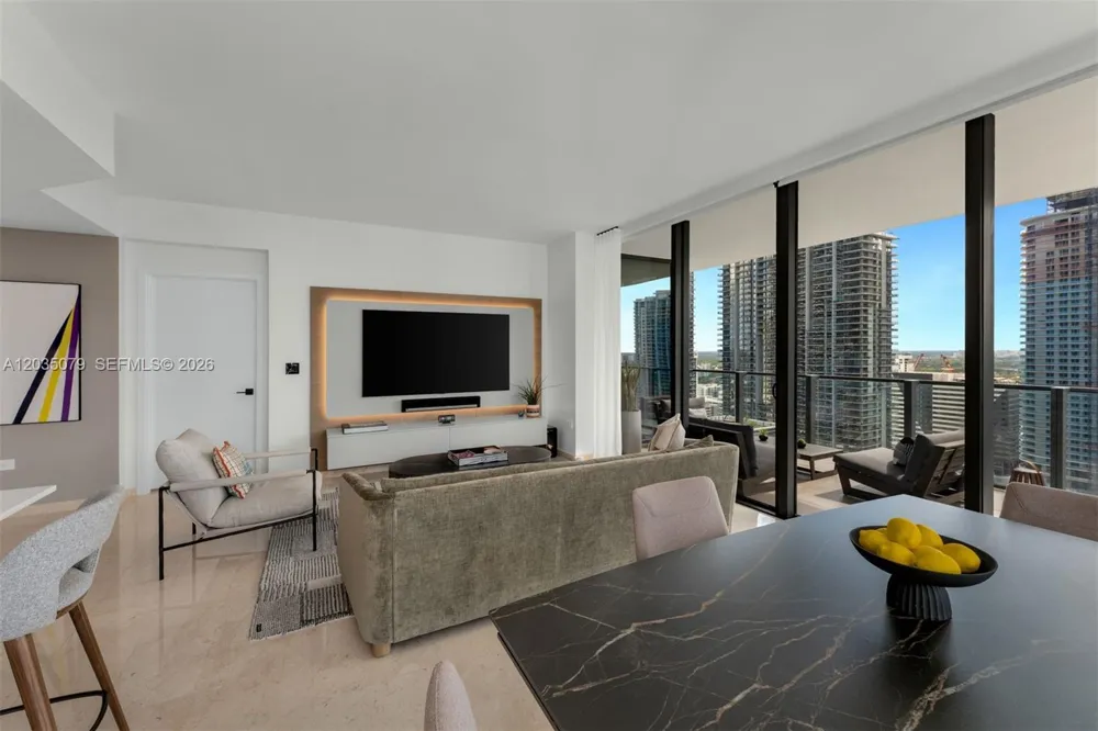68 SE 6th St #2612 Miami, FL 33131