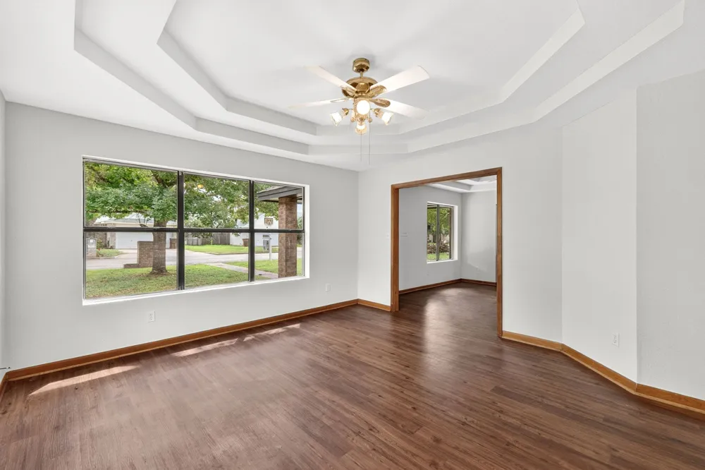 903 Travis Street Lockhart, TX 78644