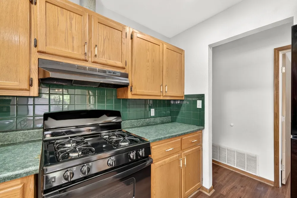 903 Travis Street Lockhart, TX 78644