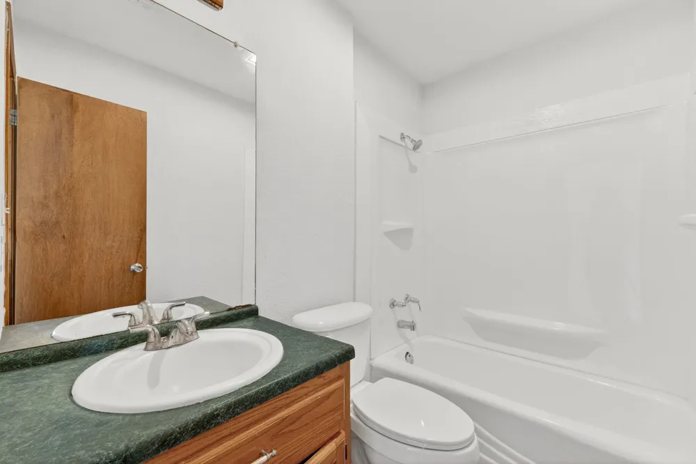 903 Travis Street Lockhart, TX 78644