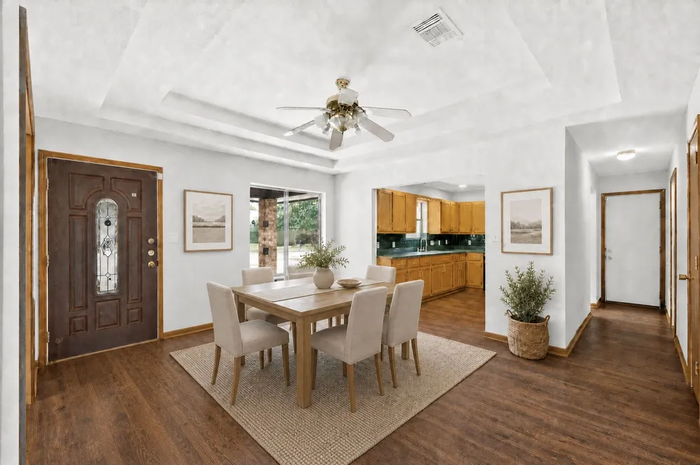 903 Travis Street Lockhart, TX 78644