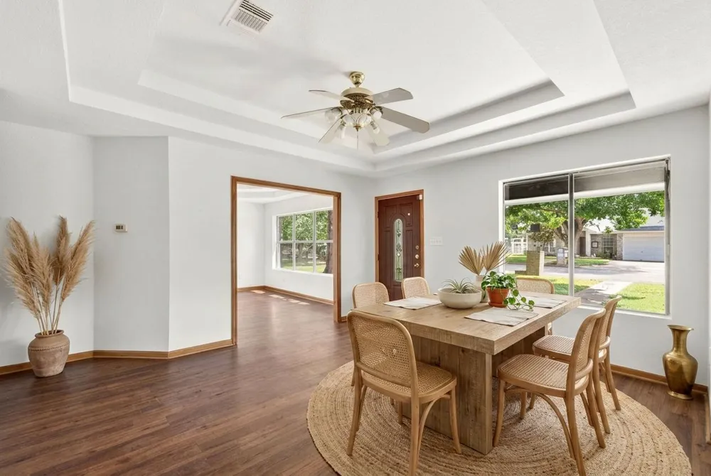 903 Travis Street Lockhart, TX 78644