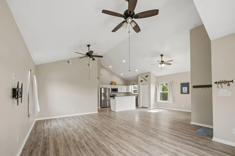 2325 Colleen Drive Canyon Lake, TX 78133
