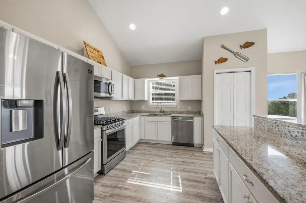 2325 Colleen Drive Canyon Lake, TX 78133
