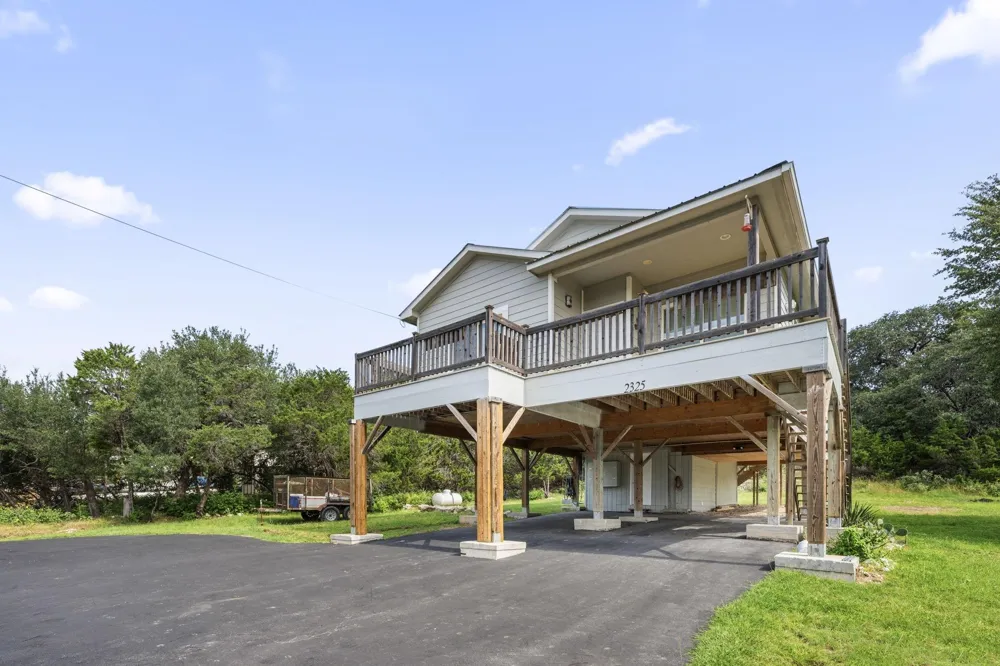 2325 Colleen Drive Canyon Lake, TX 78133