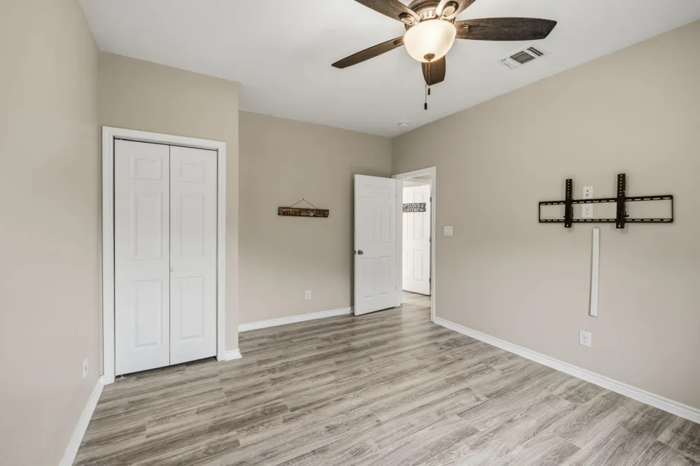 2325 Colleen Drive Canyon Lake, TX 78133