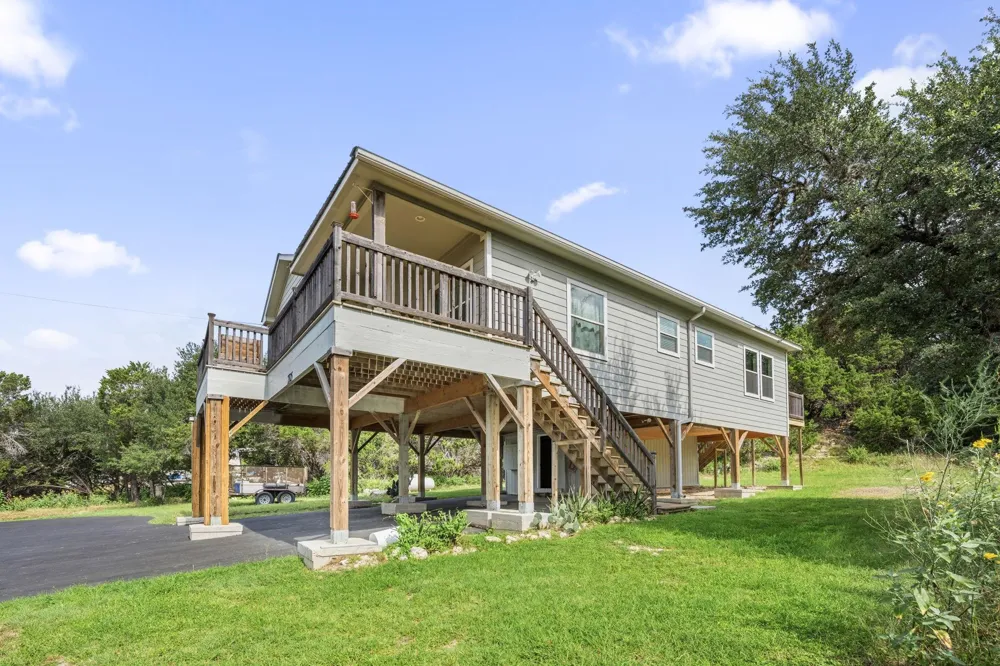 2325 Colleen Drive Canyon Lake, TX 78133