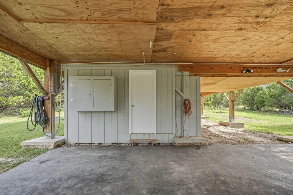 2325 Colleen Drive Canyon Lake, TX 78133
