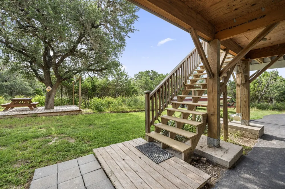 2325 Colleen Drive Canyon Lake, TX 78133