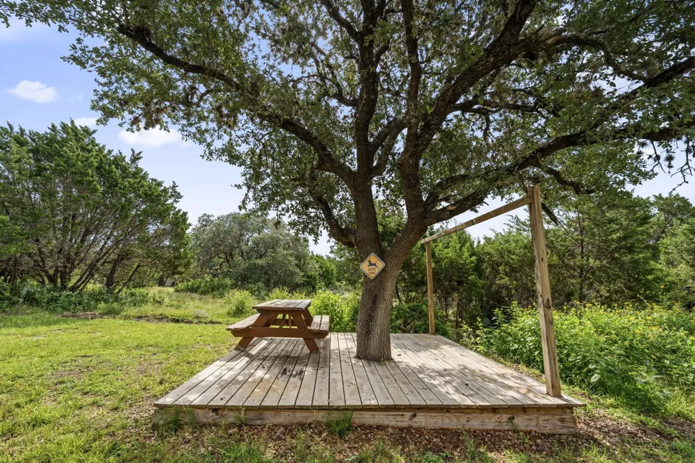 2325 Colleen Drive Canyon Lake, TX 78133